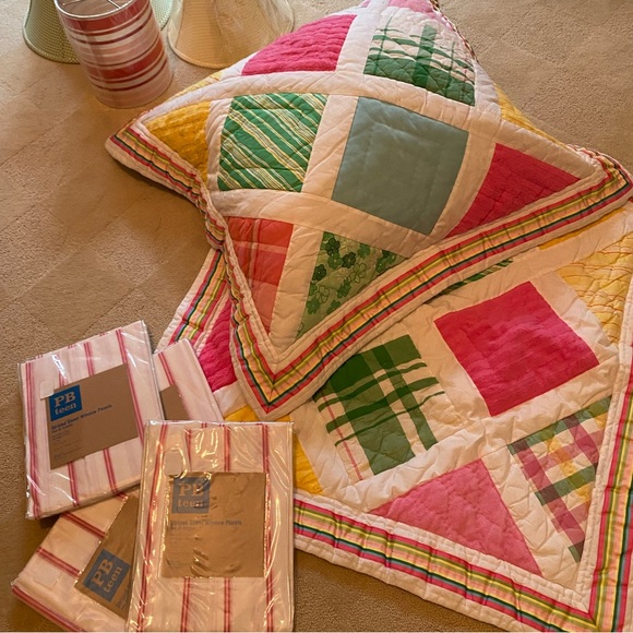 NWT Pottery Barn Kids Room Accessories 2 Euro Shams. 4 Window Panels - Picture 1 of 16